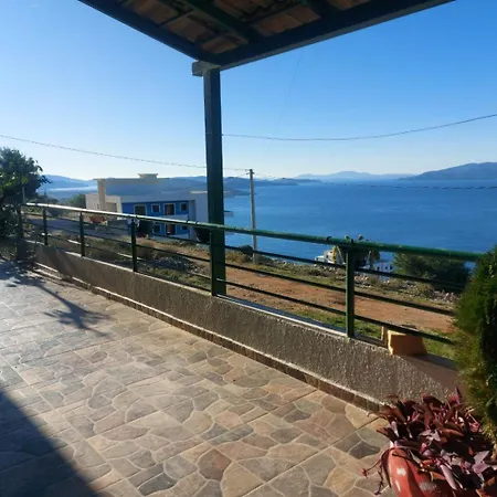 Luiziana Appartement *