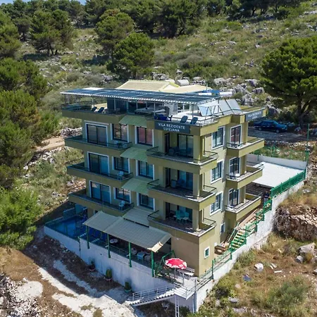 Luiziana Apartament Saranda